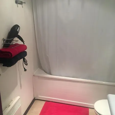 Family Saint Vincent 4 Pers Gare Wifi Apartment Lourdes